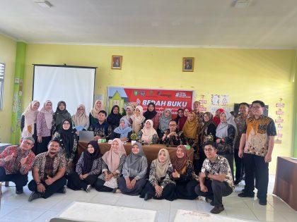 Read more about the article Bedah Buku dalam Rangka Hardiknas