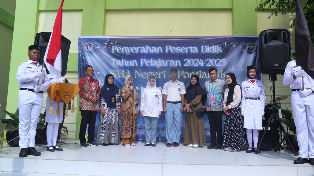 Read more about the article Penyerahan Pesdik Kelas XII kepada Orang Tua/Wali Pesdik